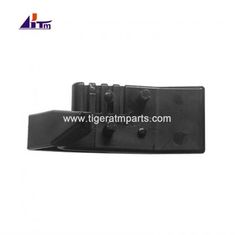 NCR ATM マシンパーツ S2 ピックモジュール 下滑りガイド LH 445-0756286-45