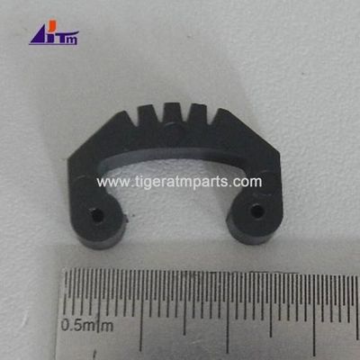 ヒタチ CS WZ-P.C ゴム ブッシュ 厚さ 49024249000B M7613181B ATM 部品