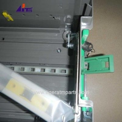ATM機械部品 NCR S1 金属ロックと鍵付き通貨カセット 445-0631970 445-0728451
