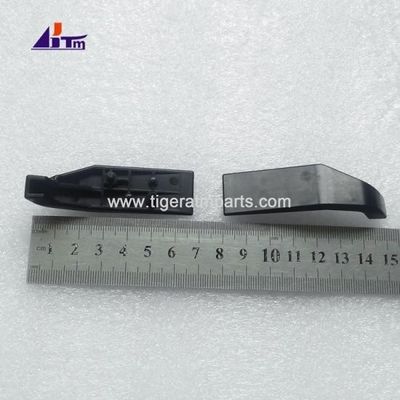 NCR ATM パーツ S2 ピック モジュール 上部 スキッドガイド RH 445-0756286-35